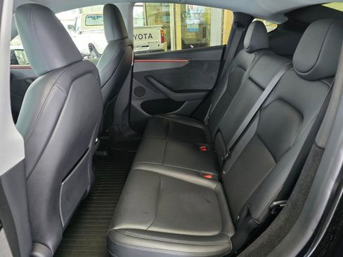 Used 2026 Tesla Model Y Premium image 43
