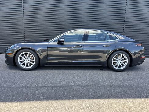 New 2026 Porsche Panamera 4 AWD/4WD image 2
