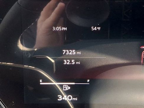 Used 2025 Audi Q5 Premium w/ Convenience Package image 21