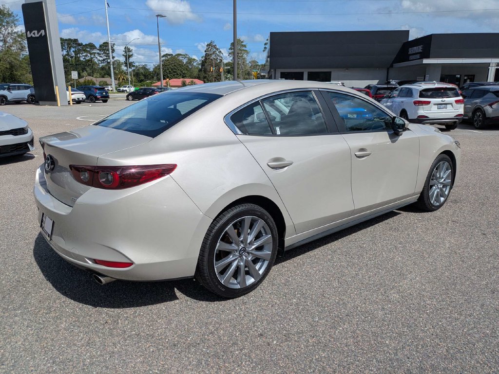 Used 2025 MAZDA MAZDA3 s FWD image 4