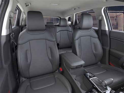 Certified 2025 Kia Sportage EX image 15