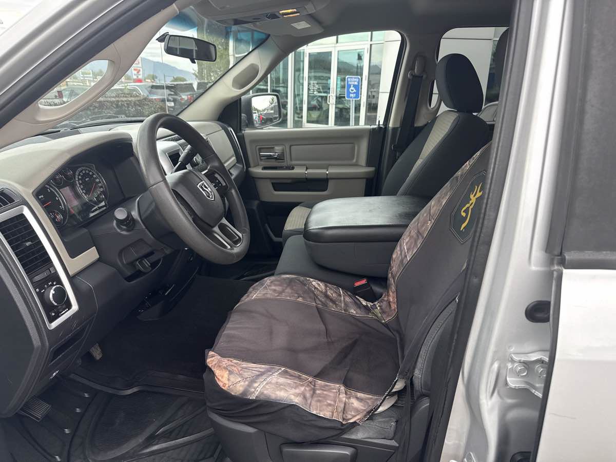 Used 2012 RAM 1500 Classic SLT AWD/4WD image 13