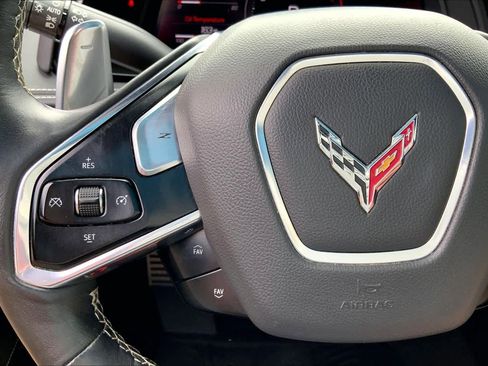 Used 2021 Chevrolet Corvette Stingray Preferred Cpe w/ Z51 Performance Package RWD image 24