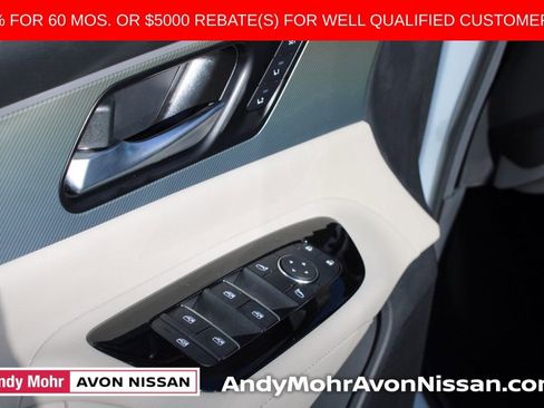 New 2025 Nissan Murano SL image 13