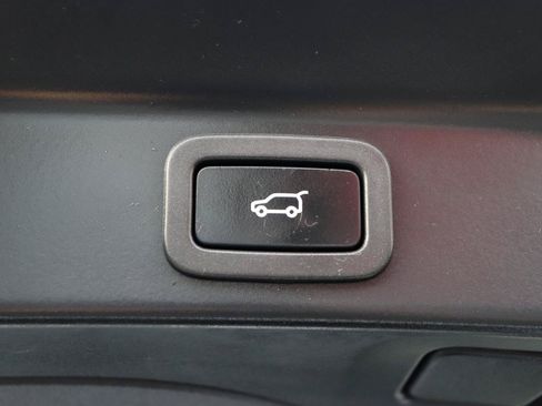 Used 2020 Jaguar F-PACE S AWD/4WD image 58