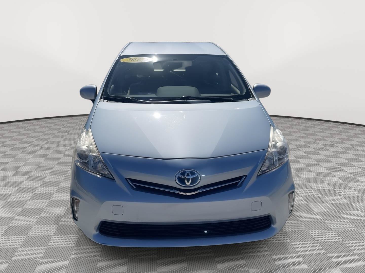 Used 2013 Toyota Prius V Two FWD image 13
