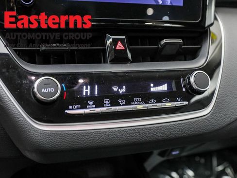 Used 2024 Toyota Corolla LE image 19