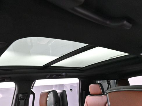 Used 2023 GMC Yukon XL Denali Ultimate w/ LPO, Floor Liner Package image 32