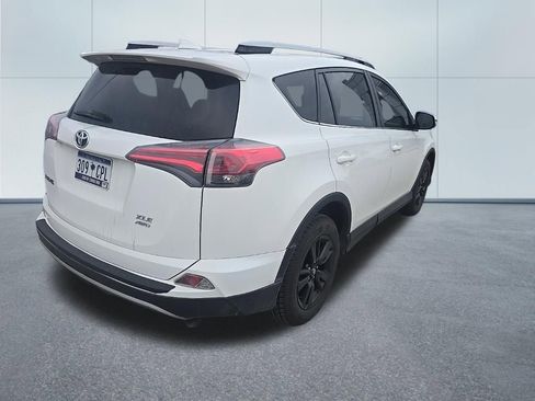 Used 2017 Toyota RAV4 XLE image 3