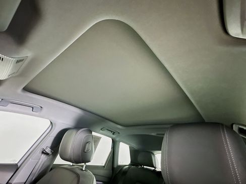 Certified 2024 Audi Q4 e-tron Premium Plus image 22