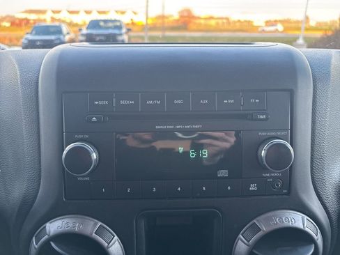 Used 2017 Jeep Wrangler Sport w/ Trailer Tow Group image 22