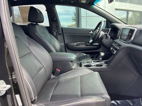 Used 2022 Kia Sportage SX w/ Paint Protection Package FWD image 11