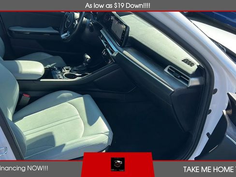 Used 2022 Kia K5 EX w/ EX Premium Package FWD image 9