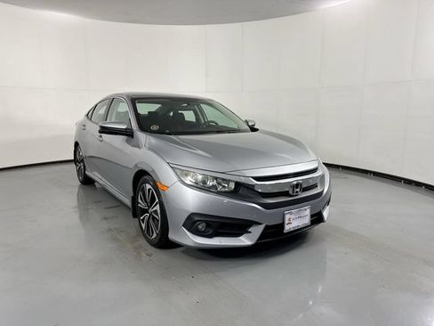 Used 2016 Honda Civic EX-T image 3
