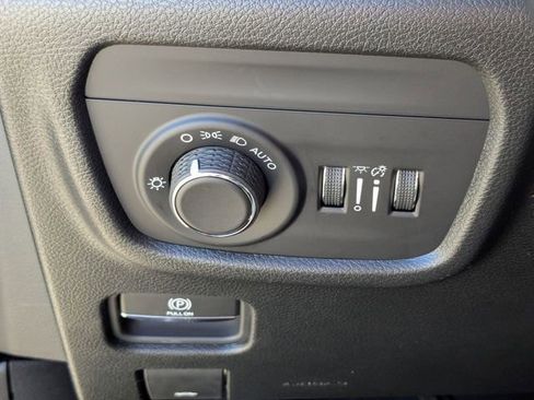 New 2025 Jeep Grand Cherokee Laredo RWD image 21