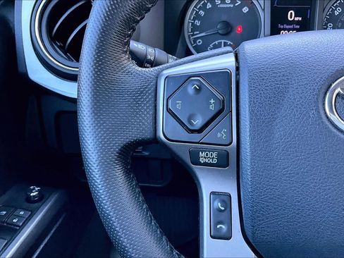 Used 2017 Toyota Tacoma SR5 w/ Tow Package image 24