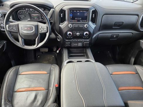 Used 2023 GMC Sierra 2500 AT4 w/ Snow Plow Prep/Camper Package AWD/4WD image 18