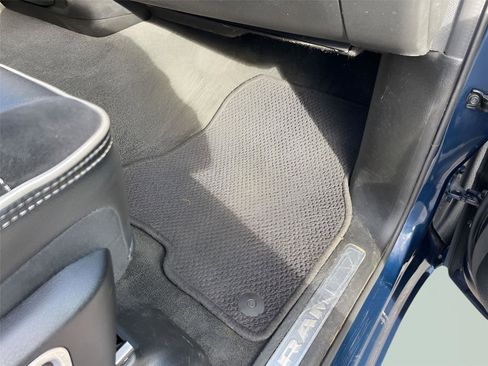 Used 2022 RAM 1500 Laramie image 42