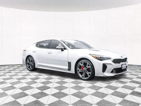 Used 2020 Kia Stinger GT image 18