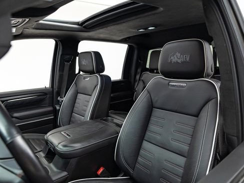 Used 2025 GMC Sierra 2500 AT4X w/ AT4X AEV Edition image 2