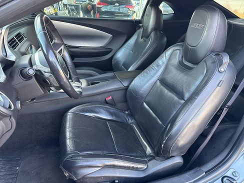 Used 2010 Chevrolet Camaro SS w/ RS Package image 4