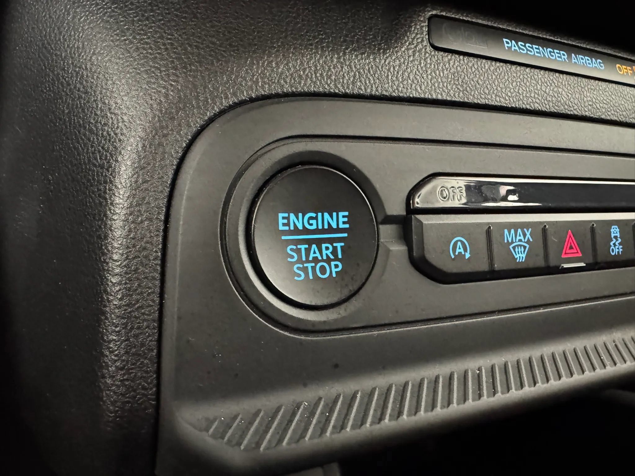 Used 2025 Ford Bronco Sport Outer Banks w/ Outer Banks Tech Package+ AWD/4WD image 17