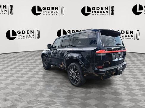 Used 2024 Lexus GX 550 w/ Accessory Package (2T) AWD/4WD image 6