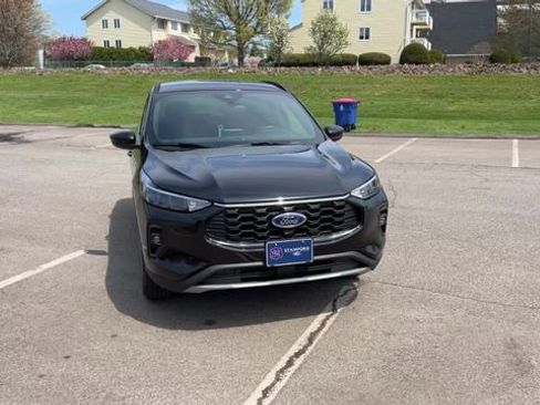 Used 2025 Ford Escape ST-Line Select AWD/4WD image 47