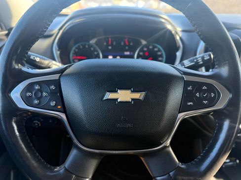 Used 2020 Chevrolet Traverse Premier image 11