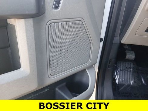 Used 2015 Ford F150 XLT w/ Equipment Group 301A Mid image 23