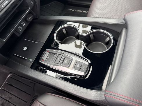 Used 2025 Honda Ridgeline Black Edition image 25