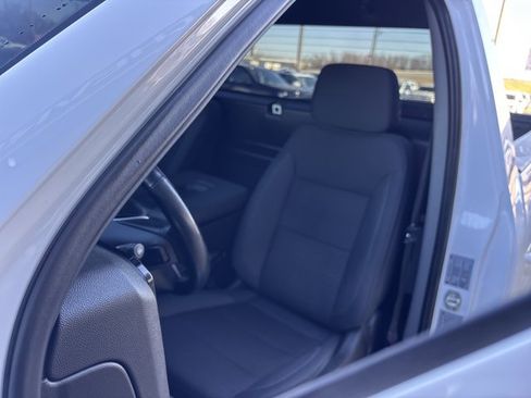 Used 2024 GMC Sierra 3500 SLE w/ SLE Convenience Package image 21