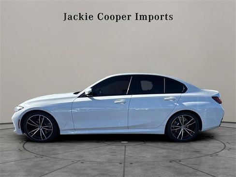 Used 2023 BMW 330i Sedan w/ M Sport Package image 2