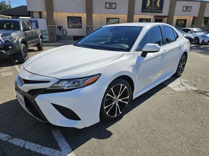 Used 2020 Toyota Camry SE