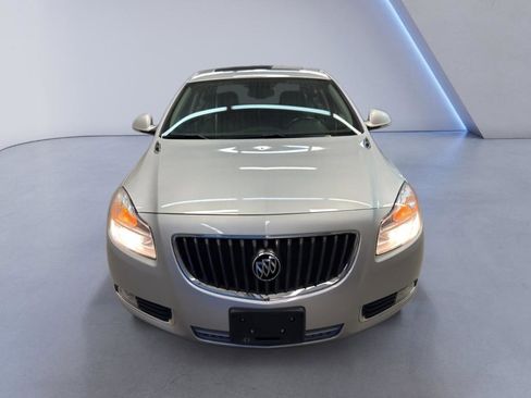 Used 2012 Buick Regal Premium image 2