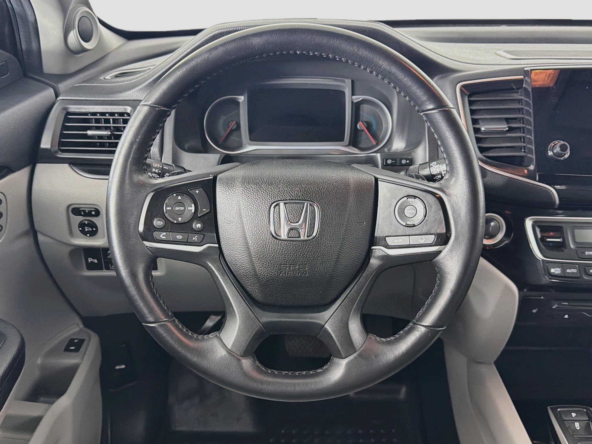 Used 2021 Honda Pilot Touring image 17