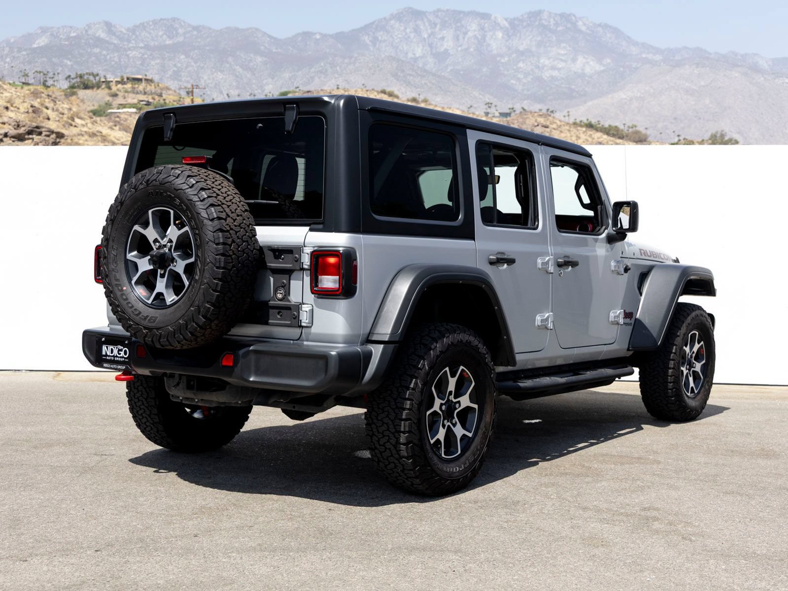 Used 2022 Jeep Wrangler Unlimited Rubicon AWD/4WD image 7