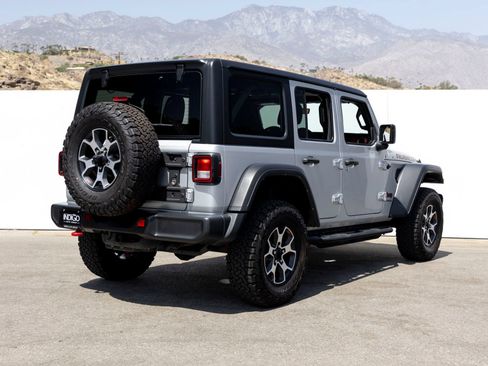 Used 2022 Jeep Wrangler Unlimited Rubicon AWD/4WD image 7