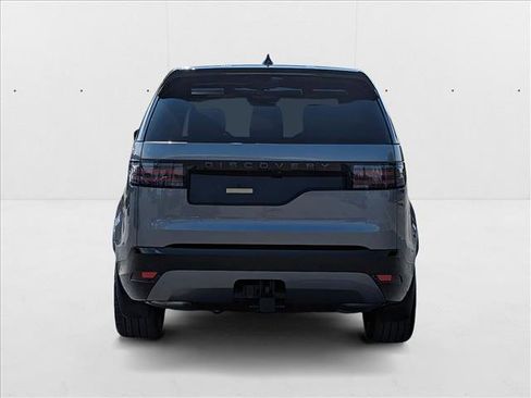 New 2025 Land Rover Discovery Dynamic SE image 7