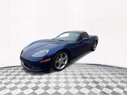 Used 2006 Chevrolet Corvette Convertible w/ Preferred Equipment Group image 2