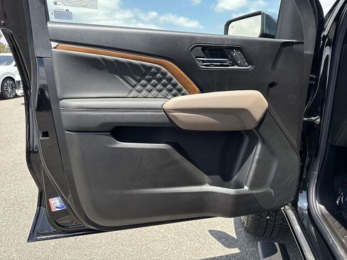 New 2026 GMC Canyon Denali w/ LPO, Denali Black Edition AWD/4WD image 19