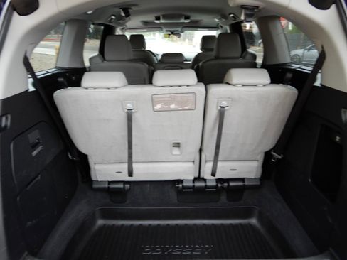Used 2019 Honda Odyssey Elite image 9