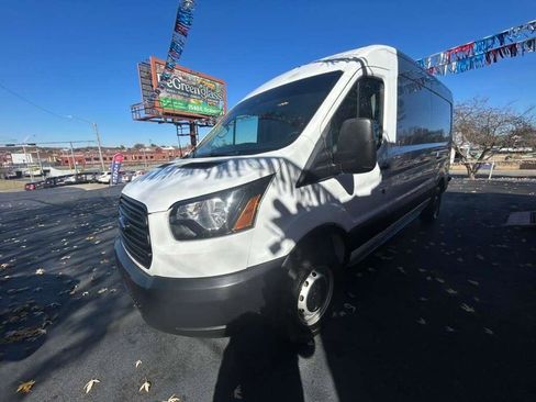 Used 2019 Ford Transit 250 148 Medium Roof image 3