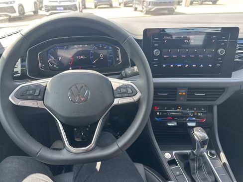 New 2026 Volkswagen Jetta SEL FWD image 39