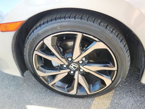 Used 2021 Honda Civic Sport image 17