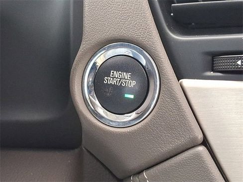 Used 2019 GMC Yukon XL Denali w/ Denali Ultimate Package image 25