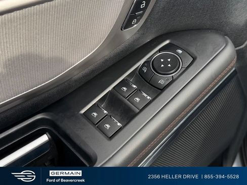 Used 2025 Ford Expedition Active AWD/4WD image 17
