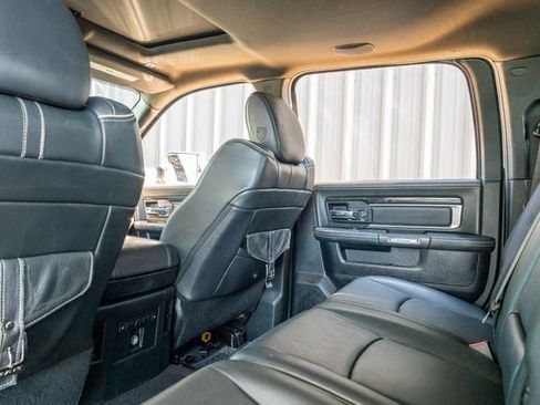 Used 2017 RAM 3500 Laramie Longhorn image 38