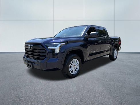Used 2024 Toyota Tundra SR5 w/ SR5 Premium Package AWD/4WD image 2