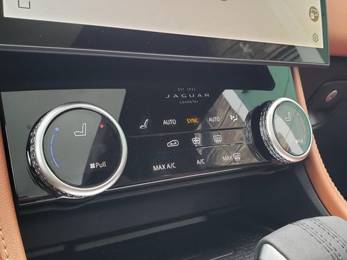 New 2026 Jaguar F-PACE R-Dynamic S AWD/4WD image 25